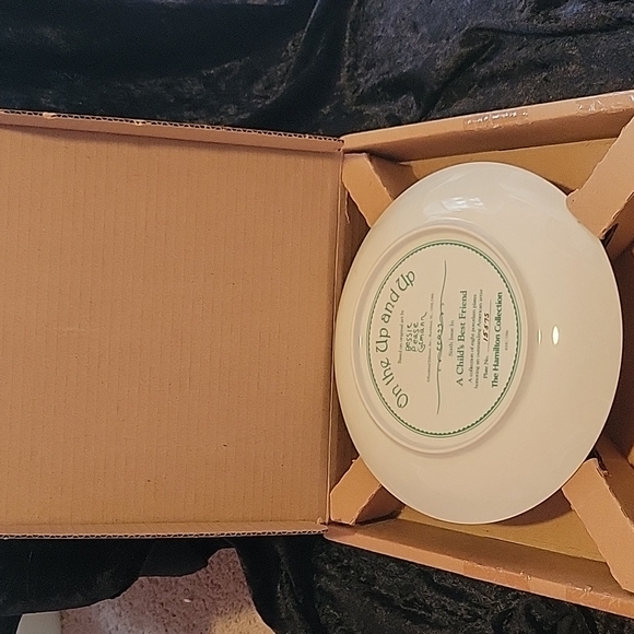 Hamilton Collection "On the Up and Up" - Picture 4 of 5